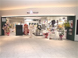 16年11月に開店した「舞STYLE ならファミリー店」は1階の入り口付近に出店